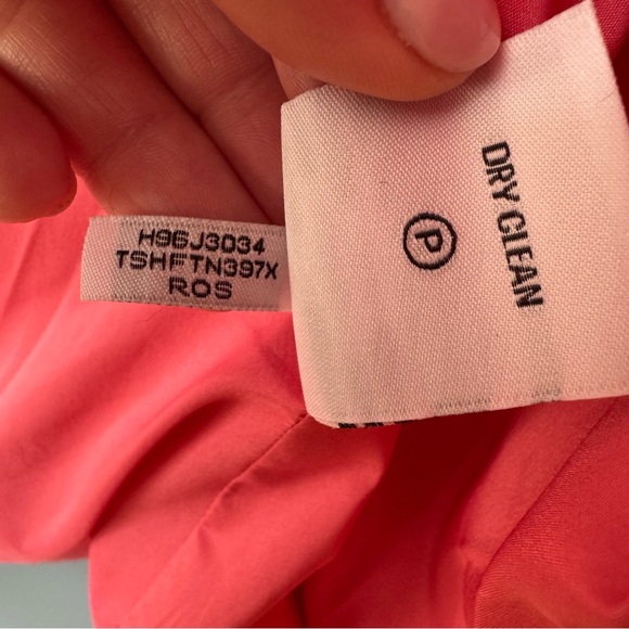 Tommy Hilfiger Full Zip Blazer Moto Zip Cuffs Padded Shoulders. Pink. Size 4 - Picture 9 of 15